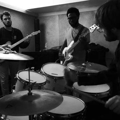 Playing with Fire – Live Music No cover